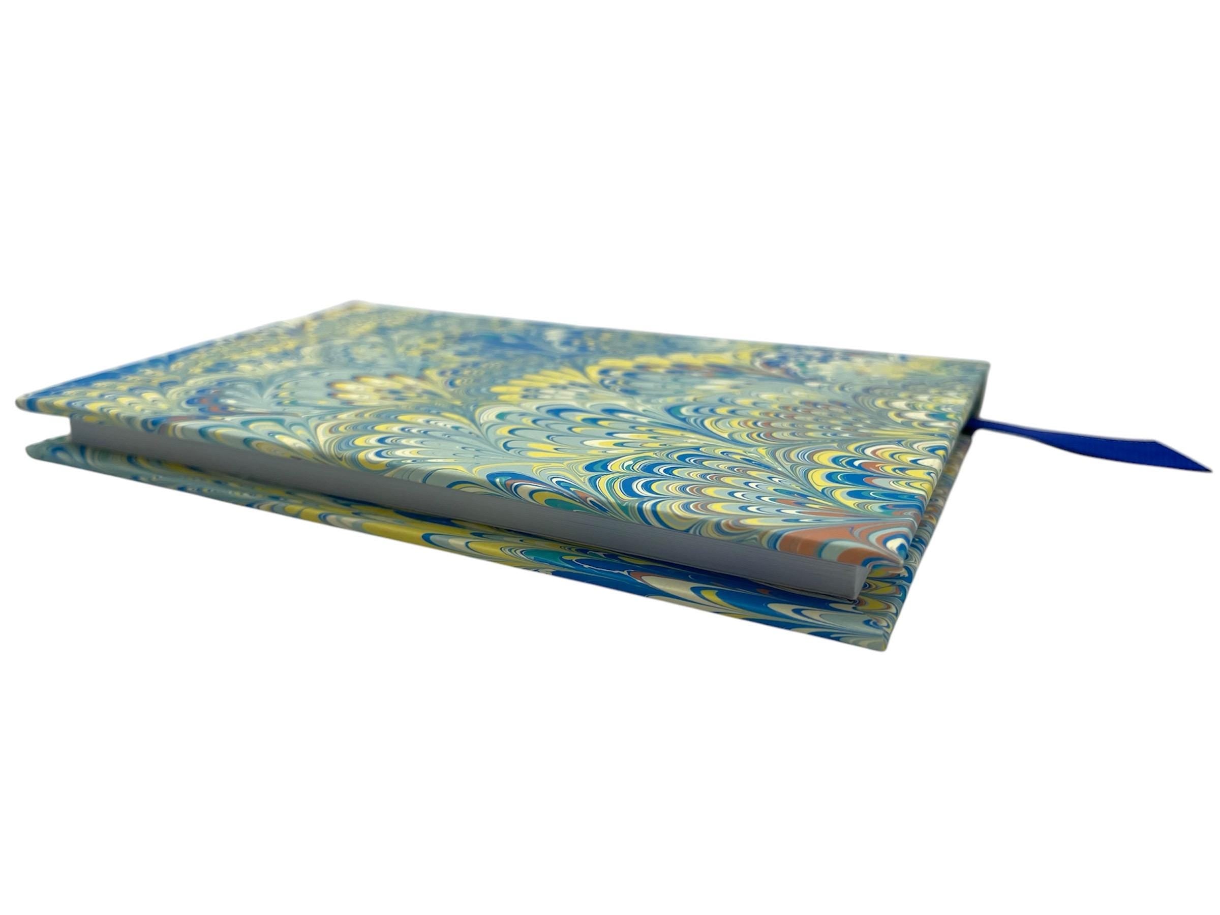 Handmade A6 Notebook with a Hand Marbled Hard Cover - Carnet A6 Fait Main avec Couverture Rigide Marbrée à la Main