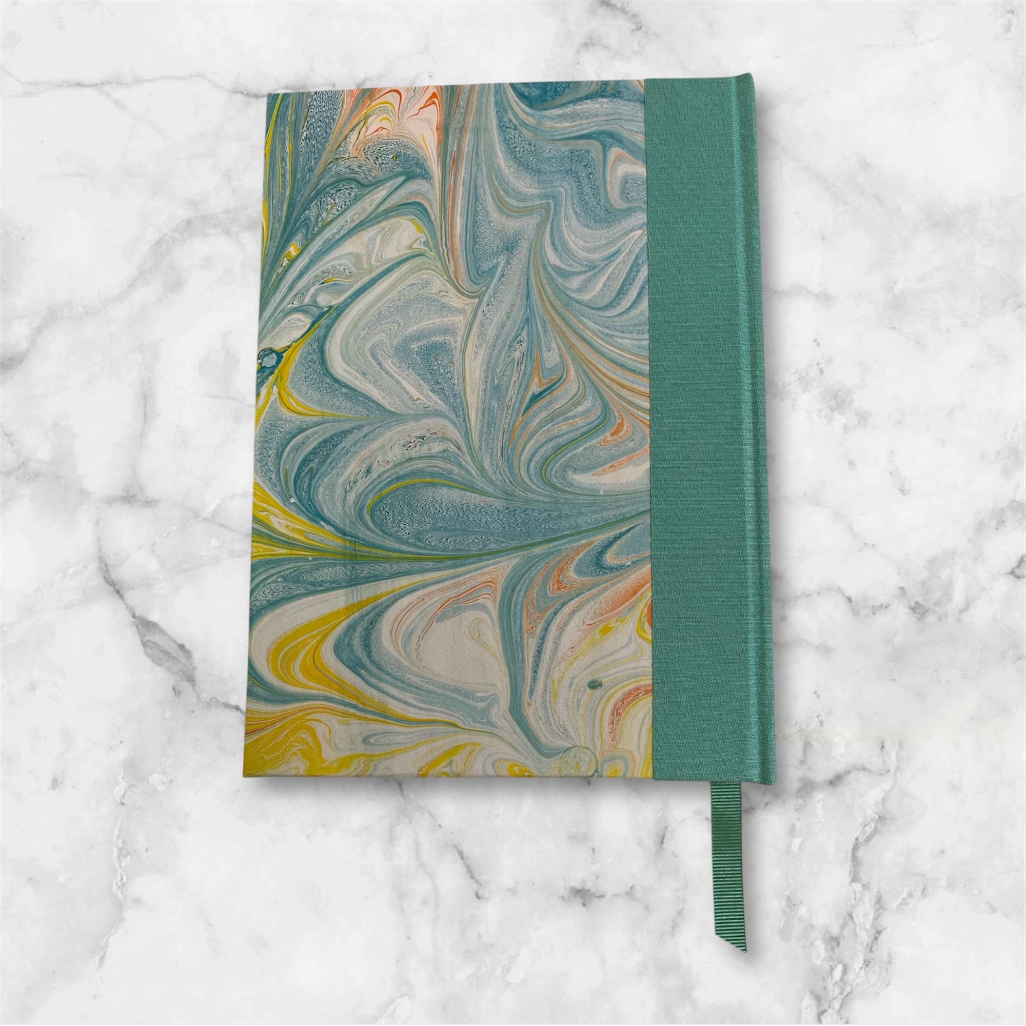 A5 Notebook/Journal Hand Marbled Hard Cover, Hand Made - Carnet A5 Fait Main avec Couverture Rigide Marbrée à la Main