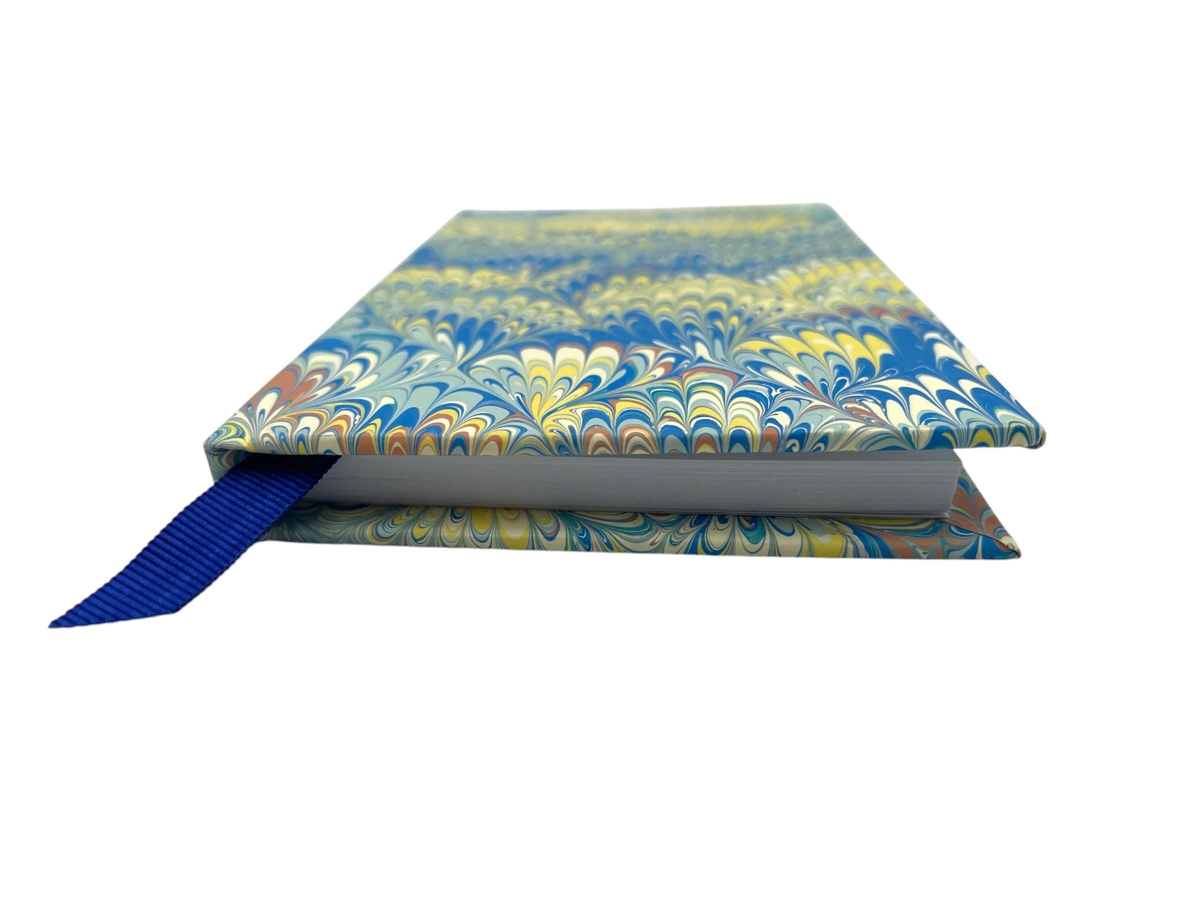 Handmade A6 Notebook with a Hand Marbled Hard Cover - Carnet A6 Fait Main avec Couverture Rigide Marbrée à la Main