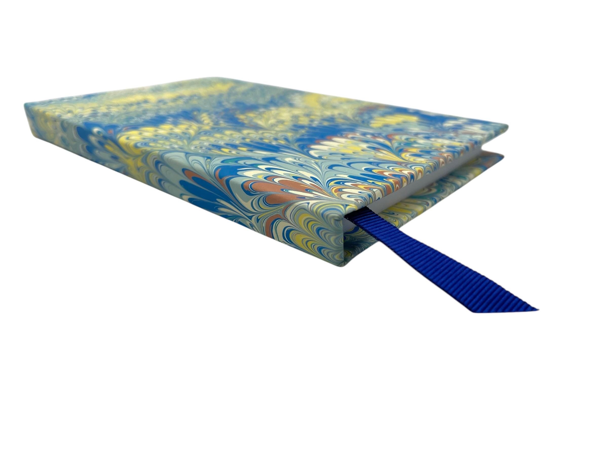 Handmade A6 Notebook with a Hand Marbled Hard Cover - Carnet A6 Fait Main avec Couverture Rigide Marbrée à la Main